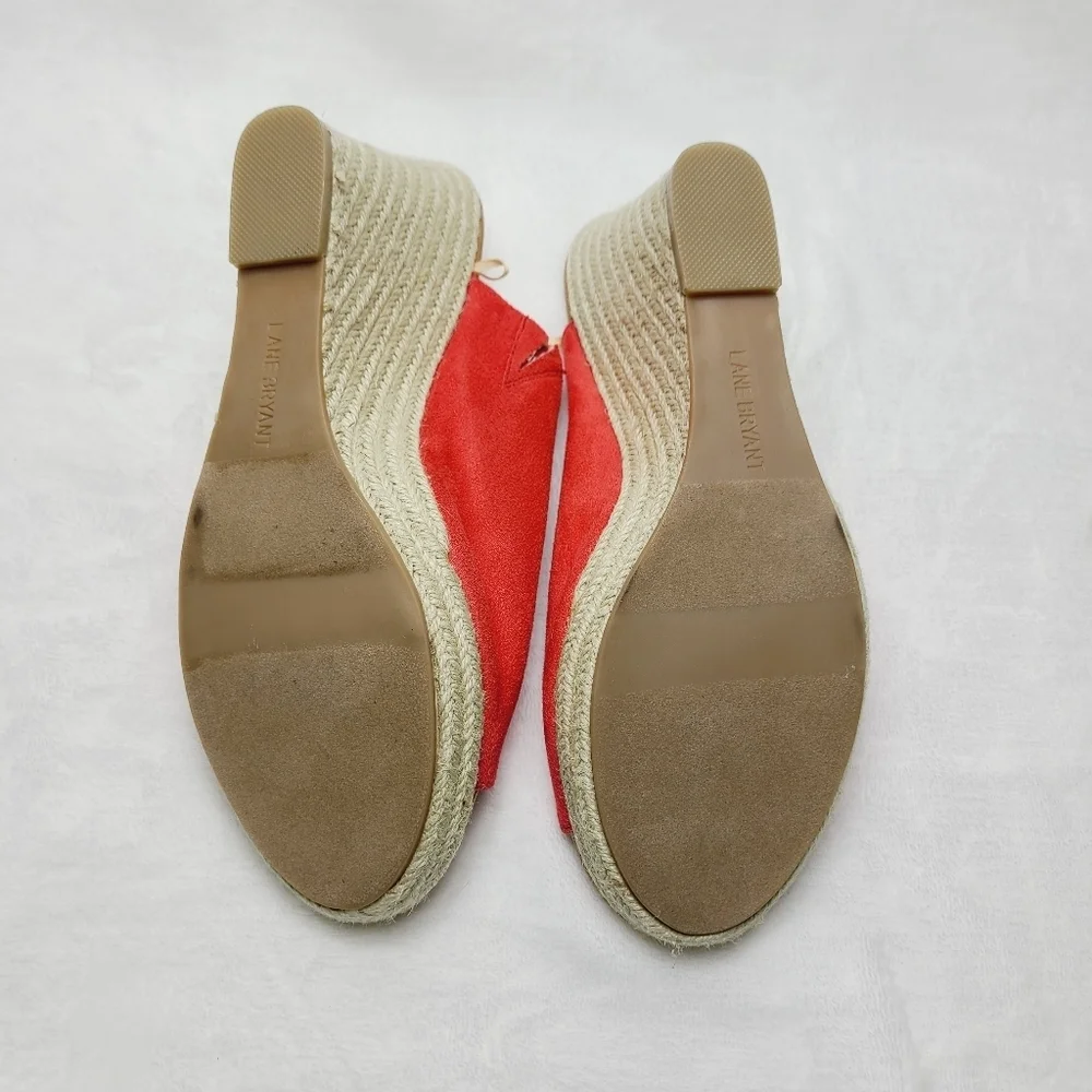 New LANE BRYANT faux suede coral wedge espadrilles